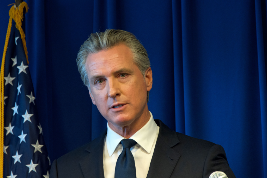 newsom-downplays-iran-drone-tip,-urges-preparedness
